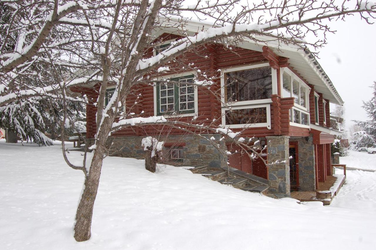 Chalet De Llivia Estavar Esterno foto